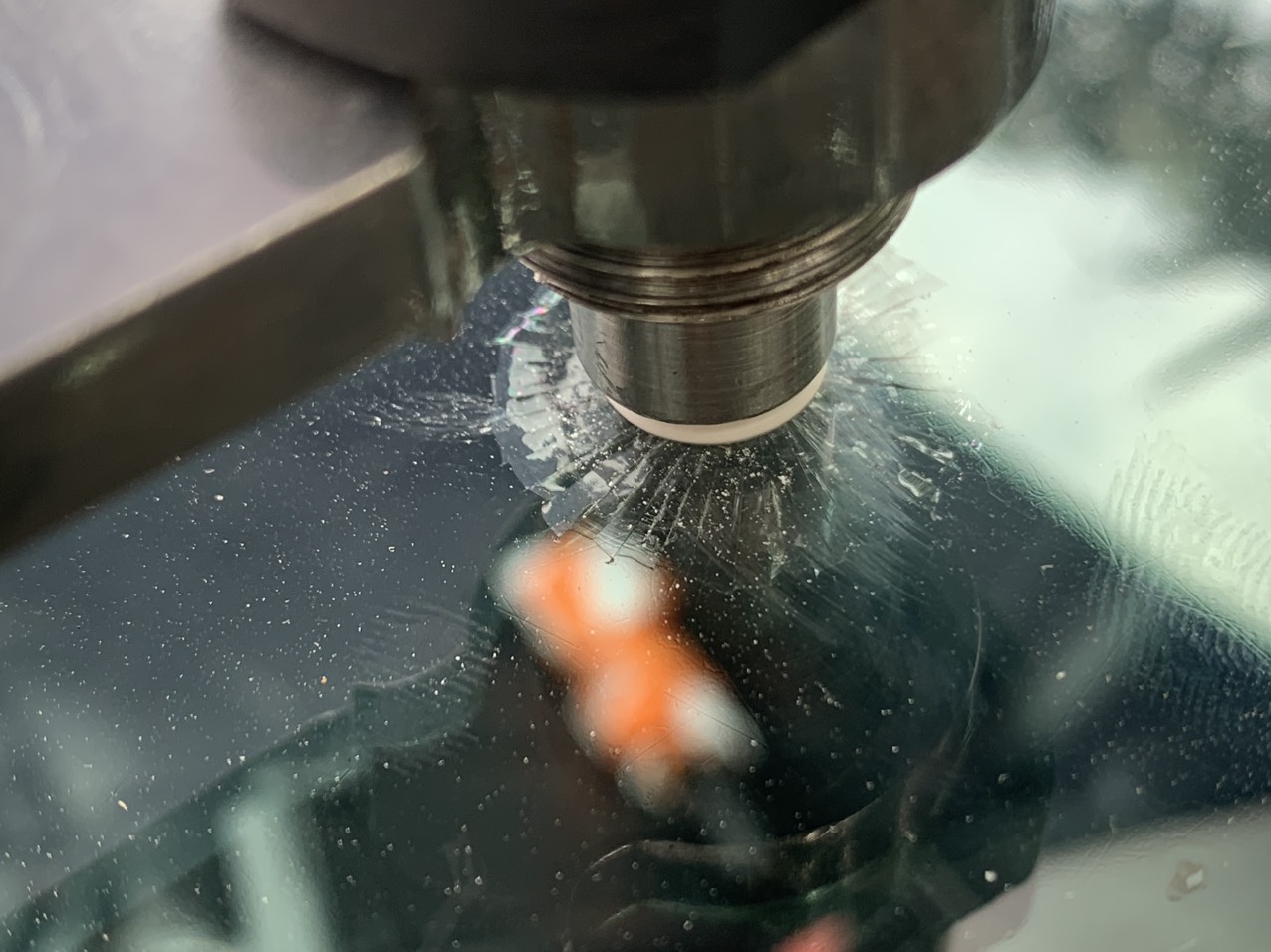 THAY KÍNH XE Ô TÔ - Dịch vụ tận nơi giá rẻ